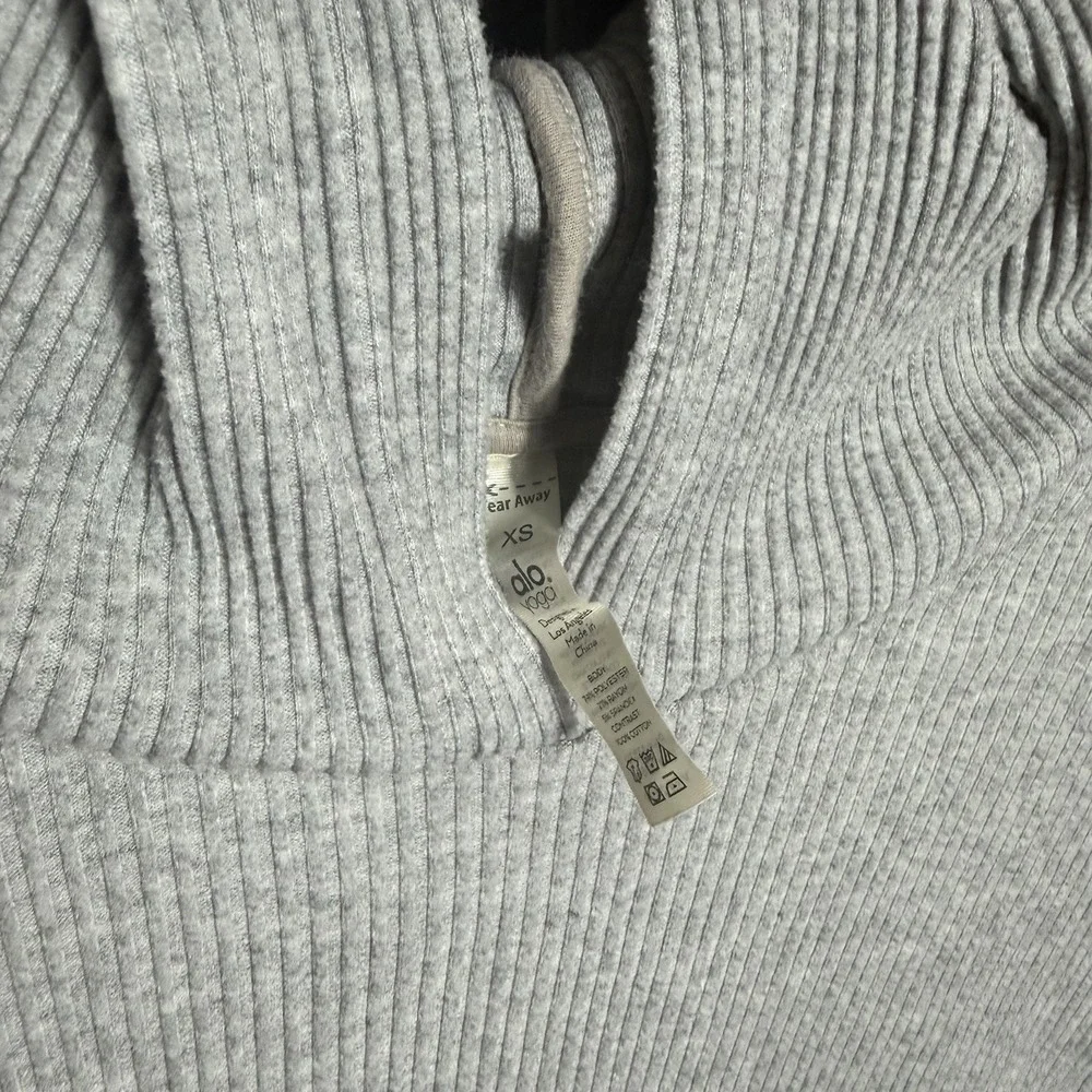 Alo Yoga Hoodie Womens XS Gray Ribbed Cropped Pullover Sweatshirt Lounge Top